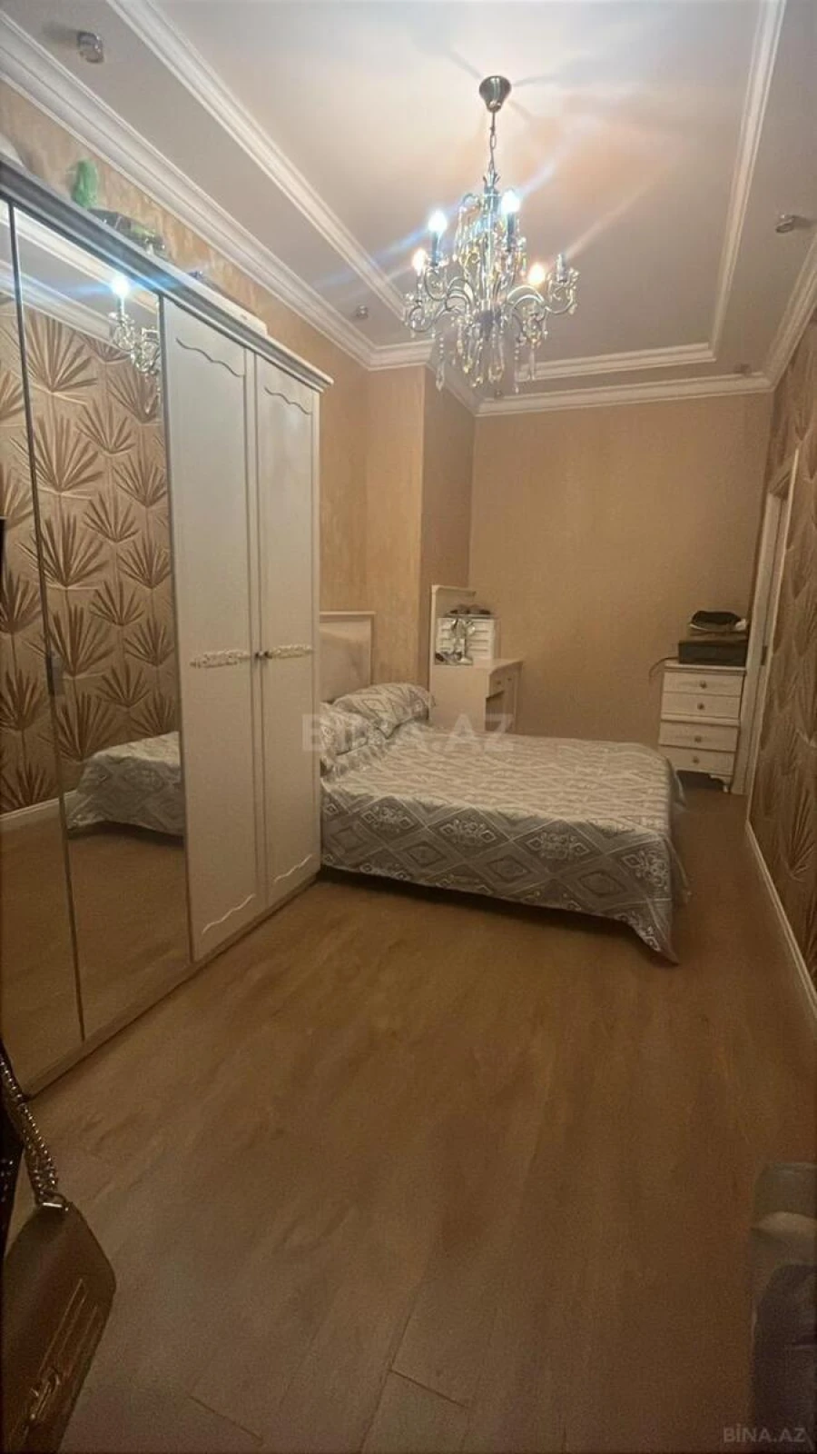 Kirayə verilir 3 otaqlı mənzil 100 m²