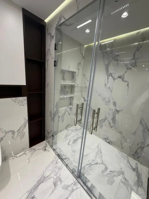 Kirayə verilir 2 otaqlı mənzil 90 m²