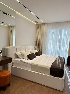 Kirayə verilir 2 otaqlı mənzil 90 m²