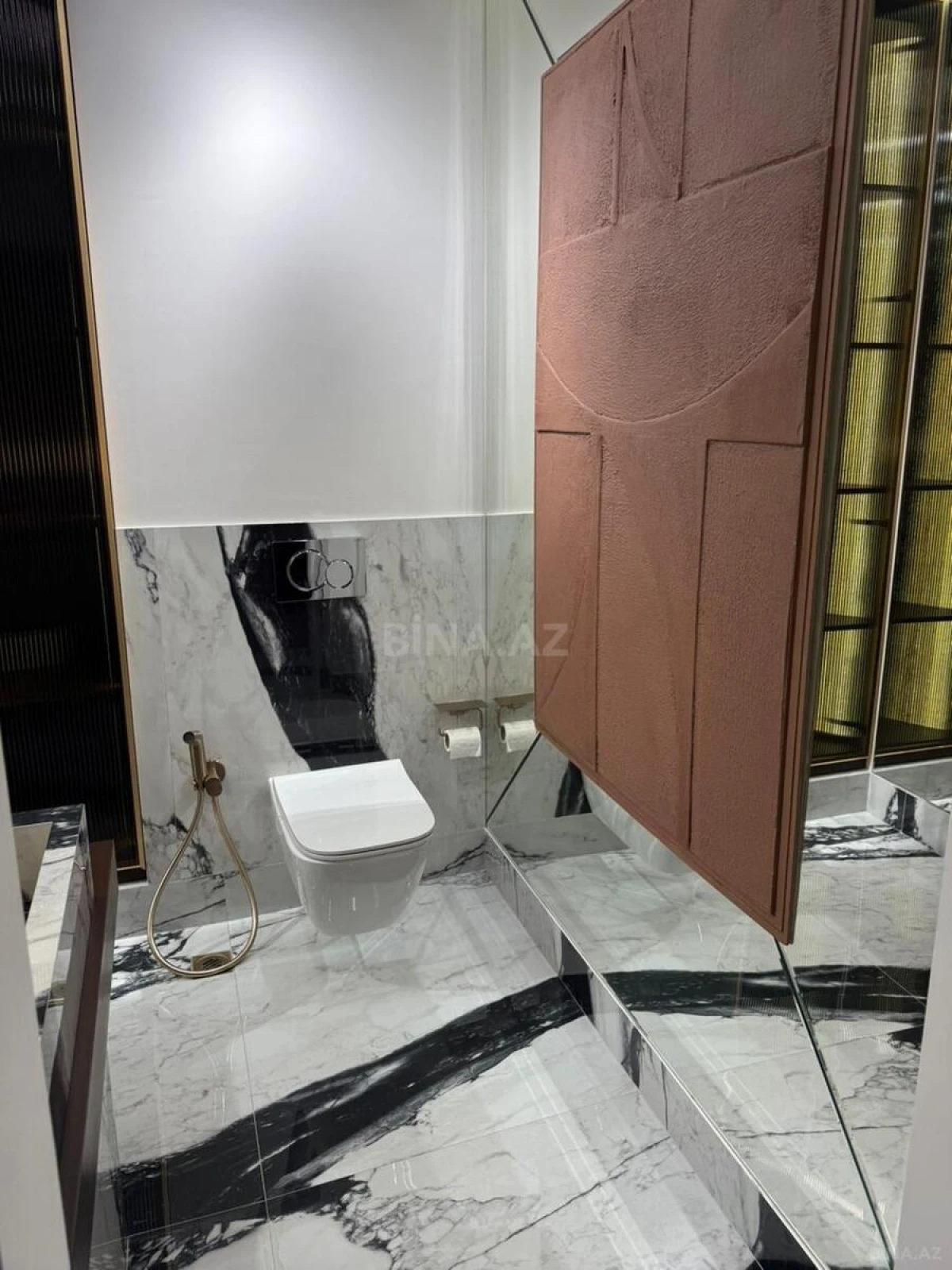 Kirayə verilir 2 otaqlı mənzil 90 m²