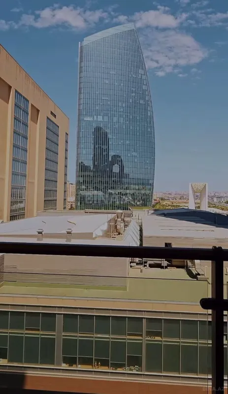 Kirayə verilir 2 otaqlı mənzil 90 m²