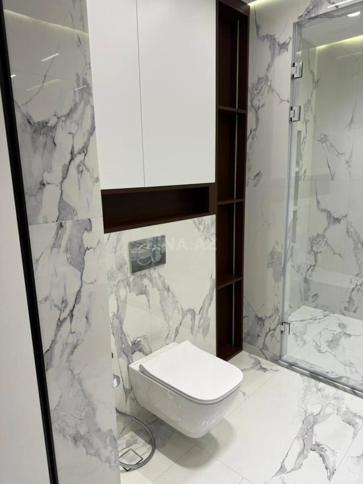 Kirayə verilir 2 otaqlı mənzil 90 m²