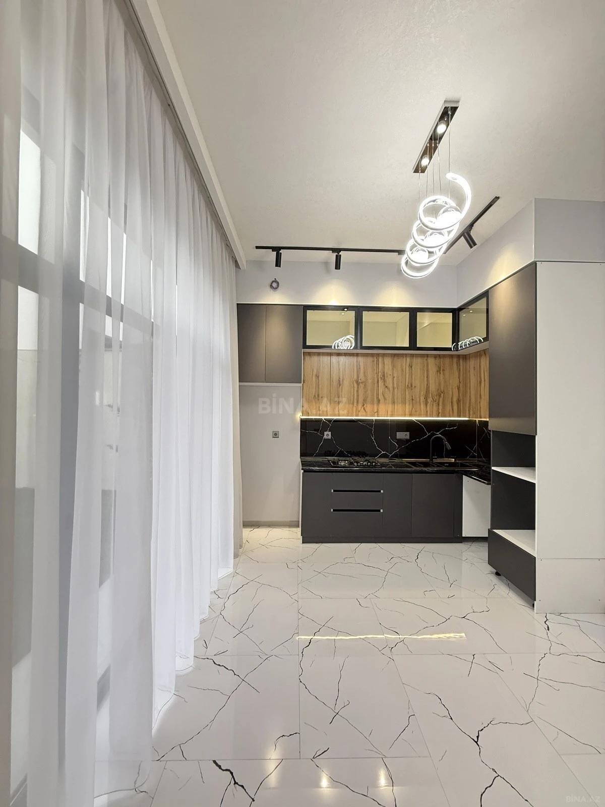 Satılır 4 otaqlı həyət evi 140 m²