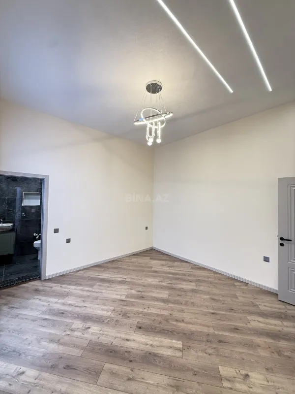 Satılır 4 otaqlı həyət evi 140 m²