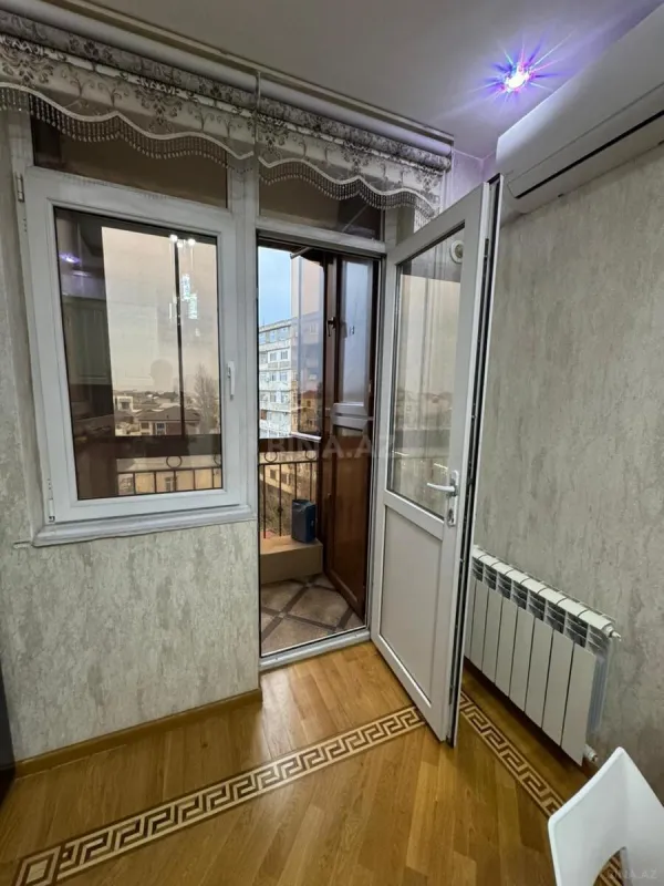 Satılır 2 otaqlı mənzil 86 m²
