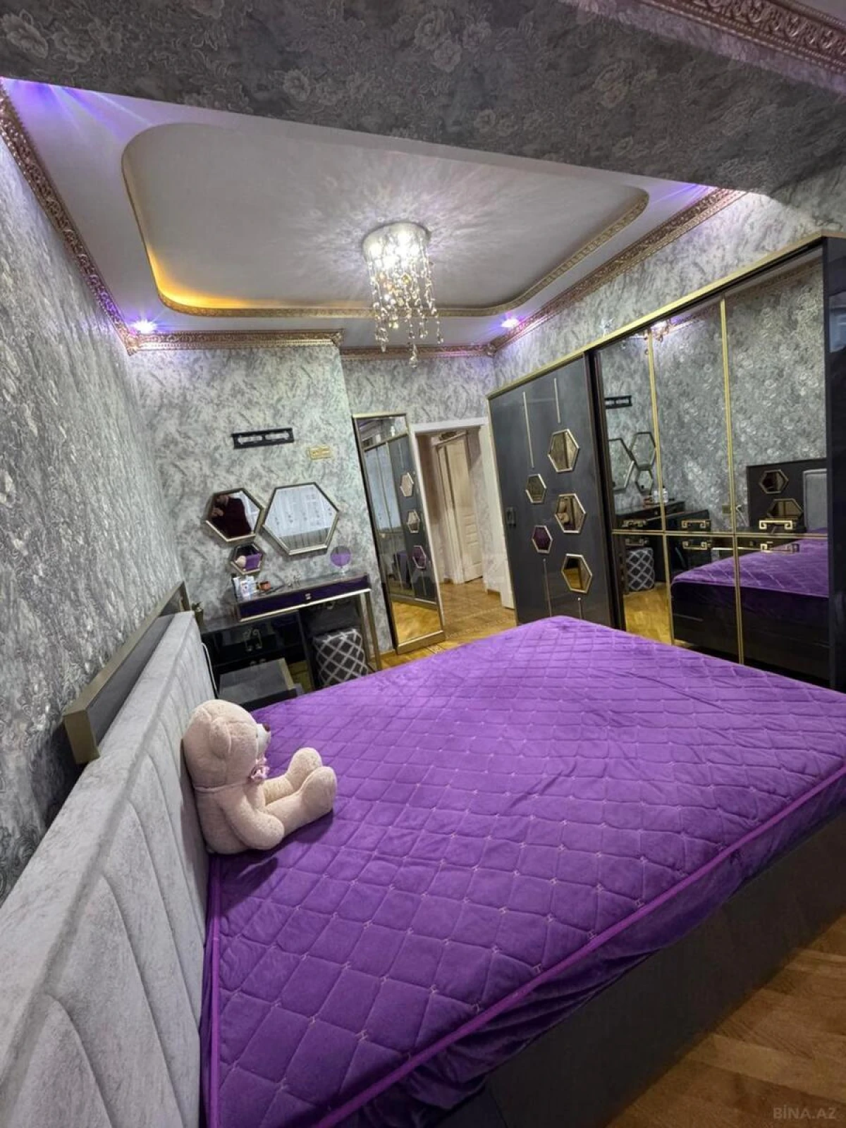 Satılır 2 otaqlı mənzil 86 m²