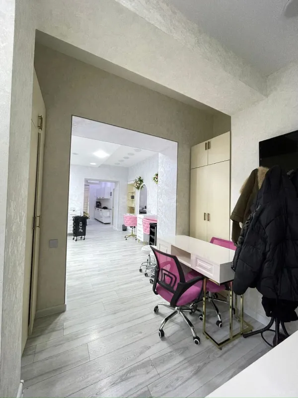 Kirayə verilir obyekt 140 m²