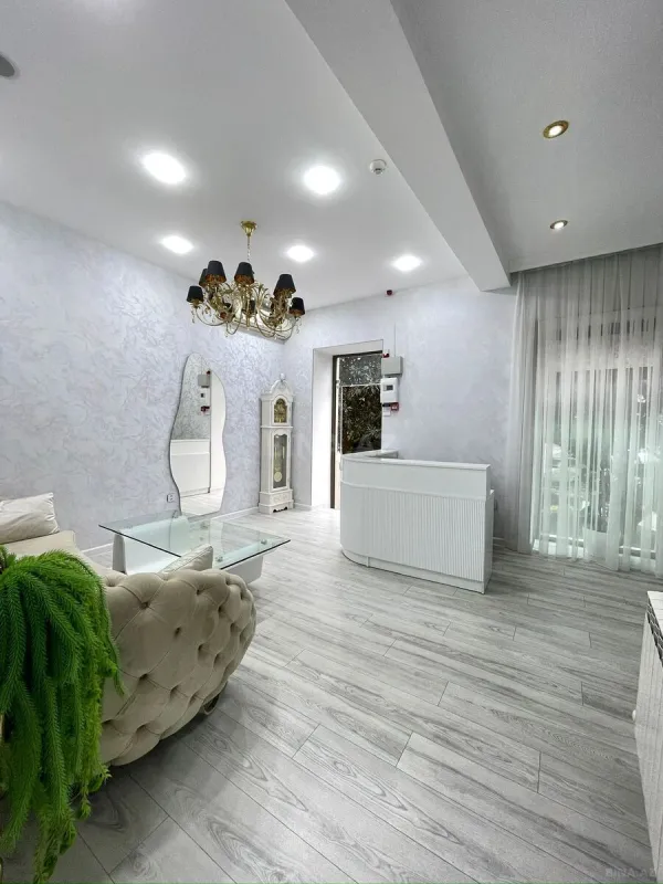 Kirayə verilir obyekt 140 m²