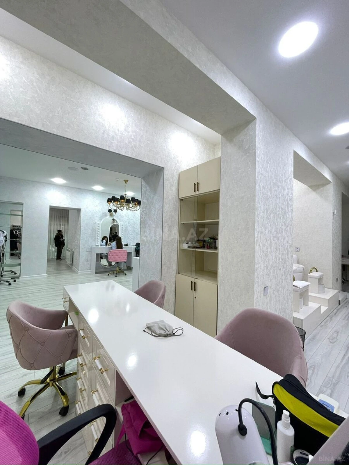 Kirayə verilir obyekt 140 m²