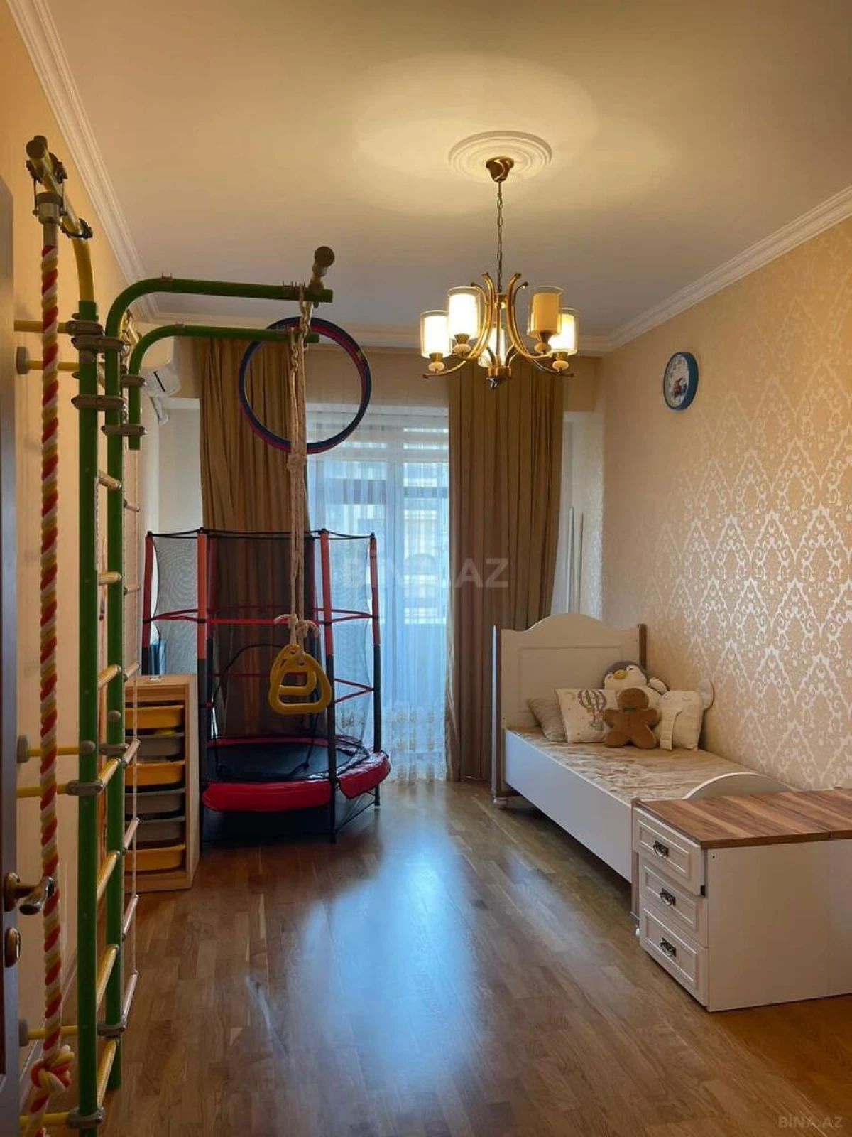 Satılır 3 otaqlı mənzil 96 m²