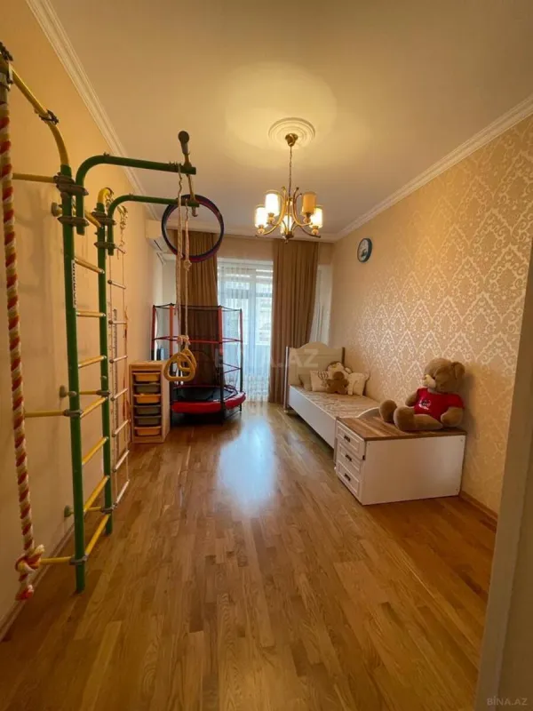 Satılır 3 otaqlı mənzil 96 m²