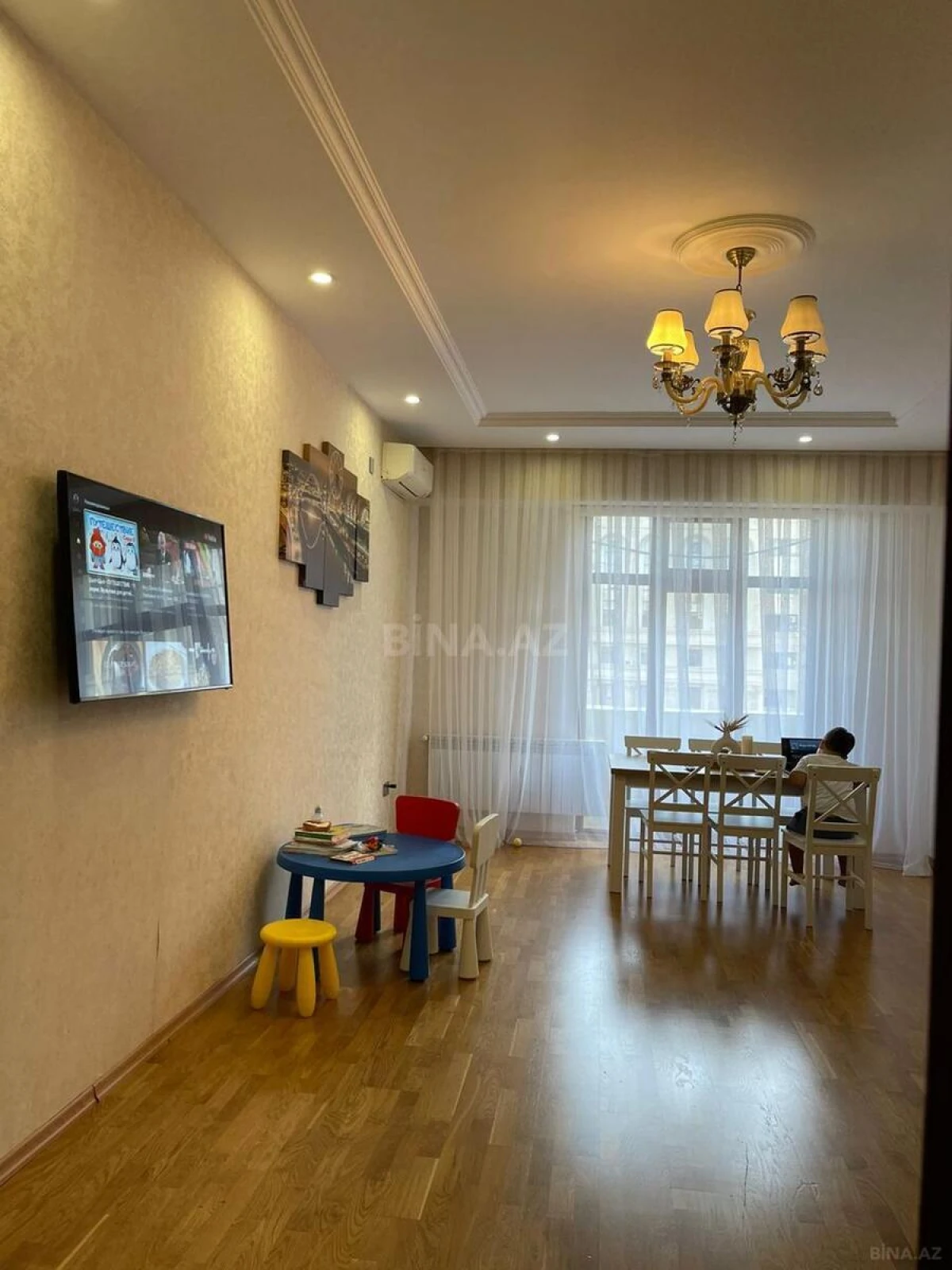 Satılır 3 otaqlı mənzil 96 m²
