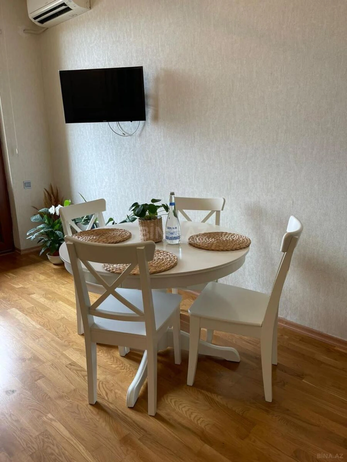 Satılır 3 otaqlı mənzil 96 m²