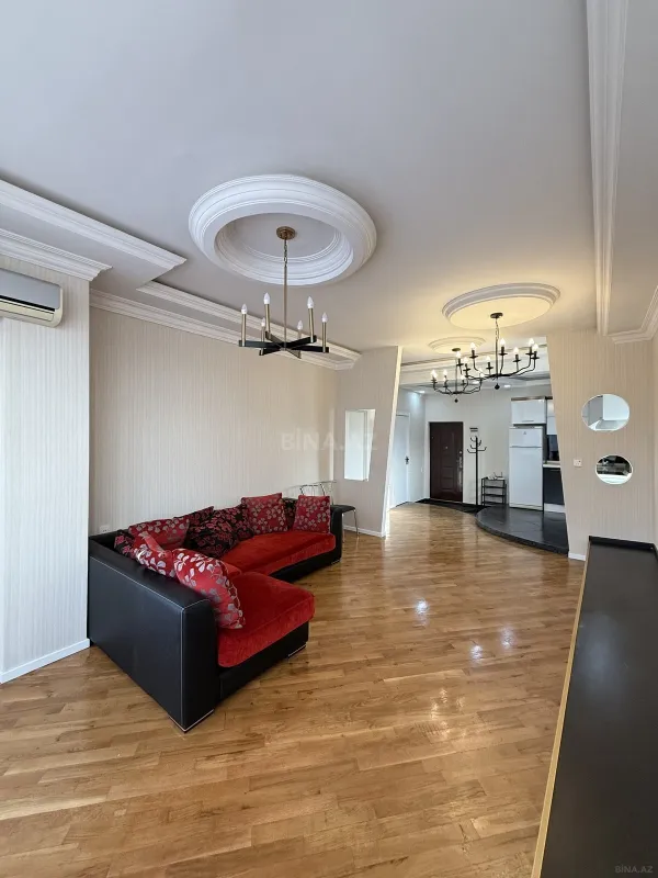 Satılır 2 otaqlı mənzil 66 m²