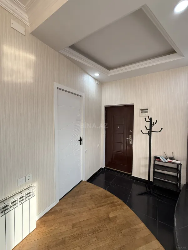 Satılır 2 otaqlı mənzil 66 m²
