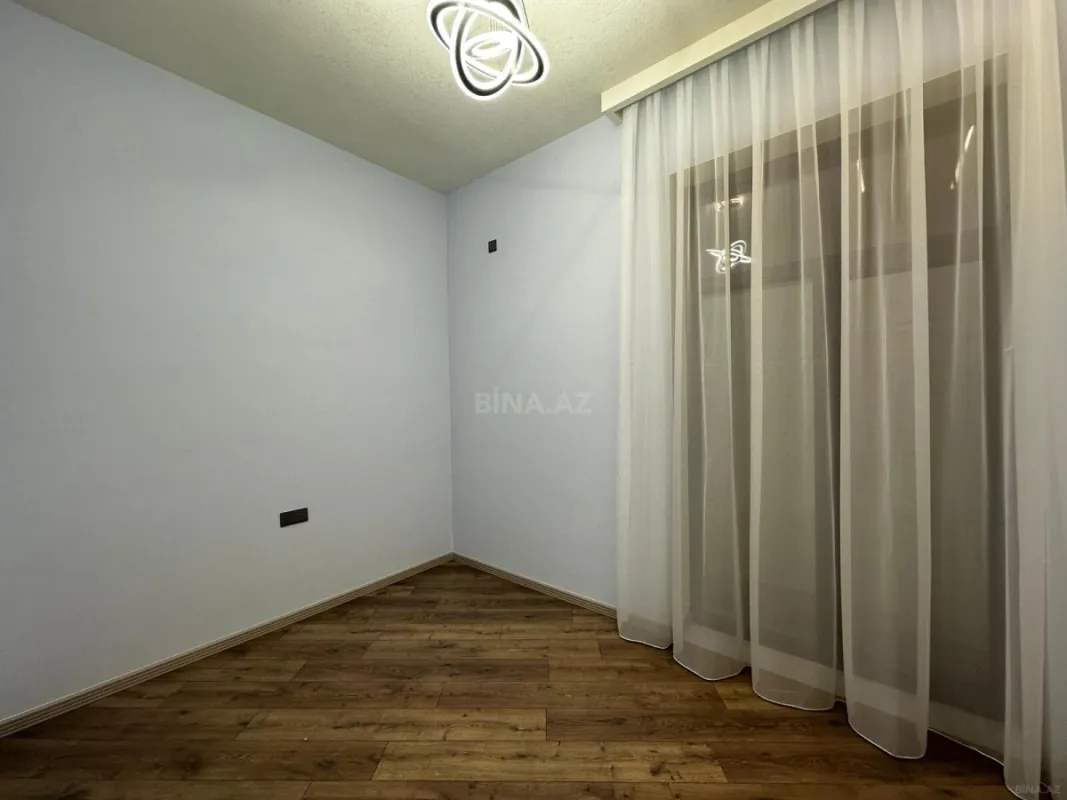 Satılır 4 otaqlı həyət evi 140 m²