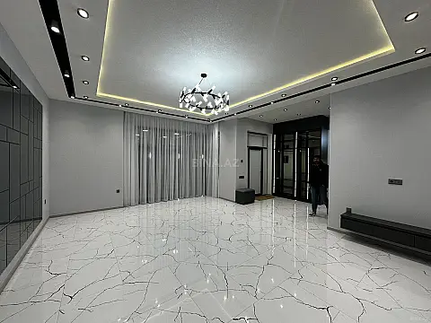 Satılır 4 otaqlı həyət evi 140 m²