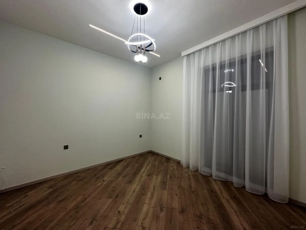 Satılır 4 otaqlı həyət evi 140 m²