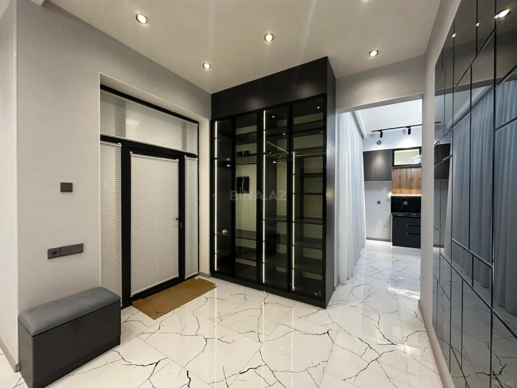 Satılır 4 otaqlı həyət evi 140 m²