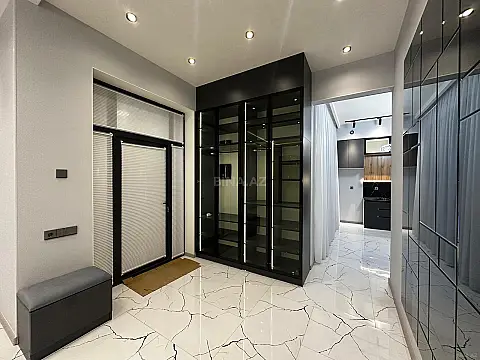 Satılır 4 otaqlı həyət evi 140 m²