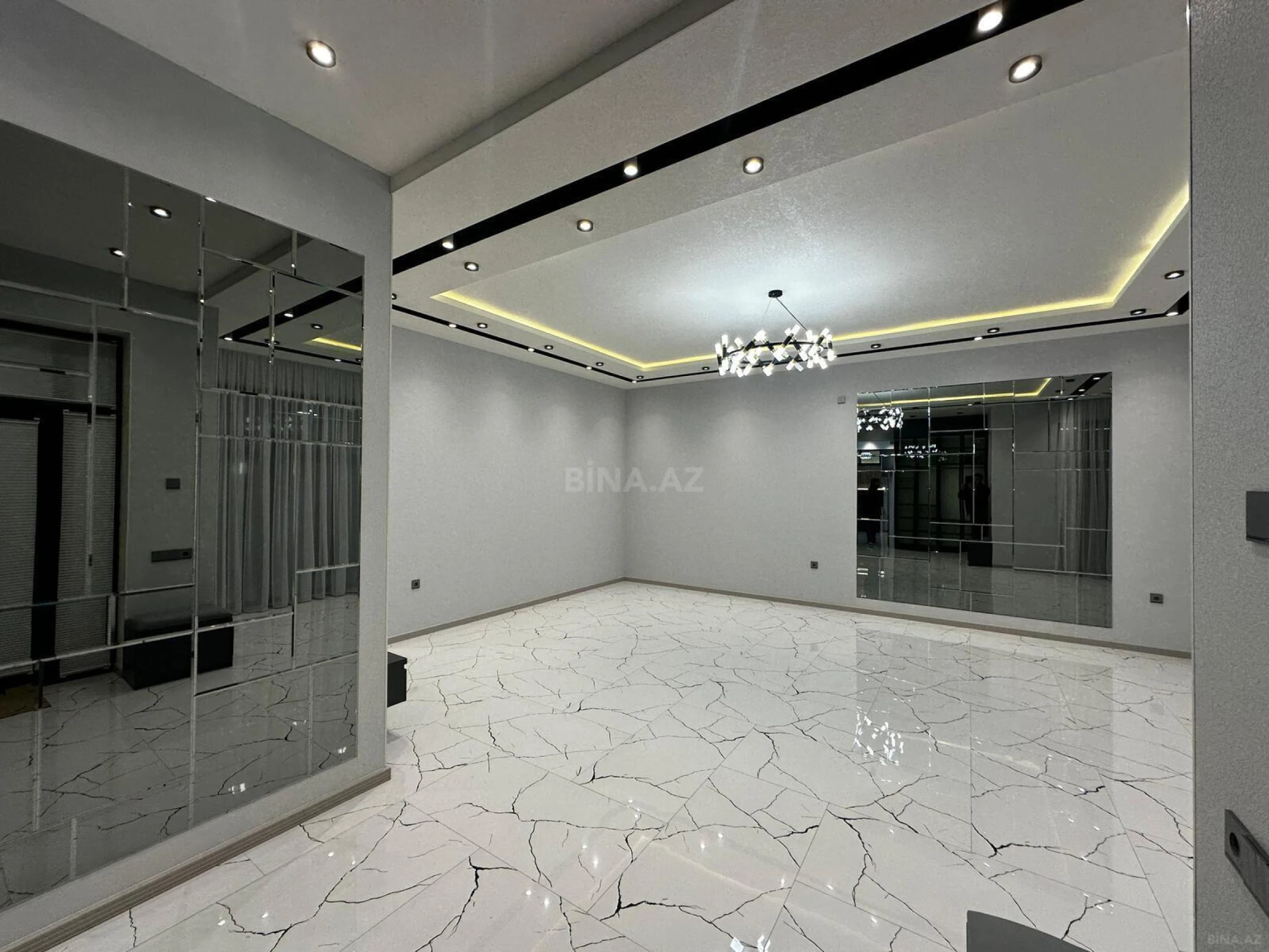 Satılır 4 otaqlı həyət evi 140 m²