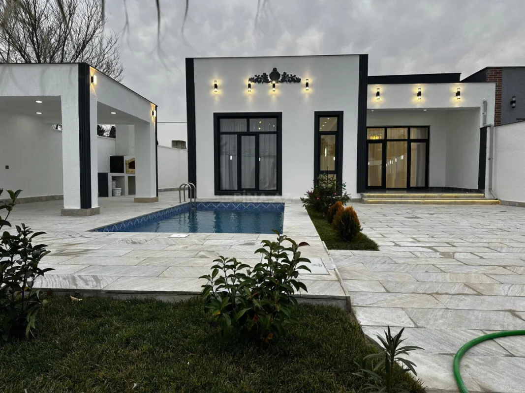 Satılır 4 otaqlı həyət evi 150 m²