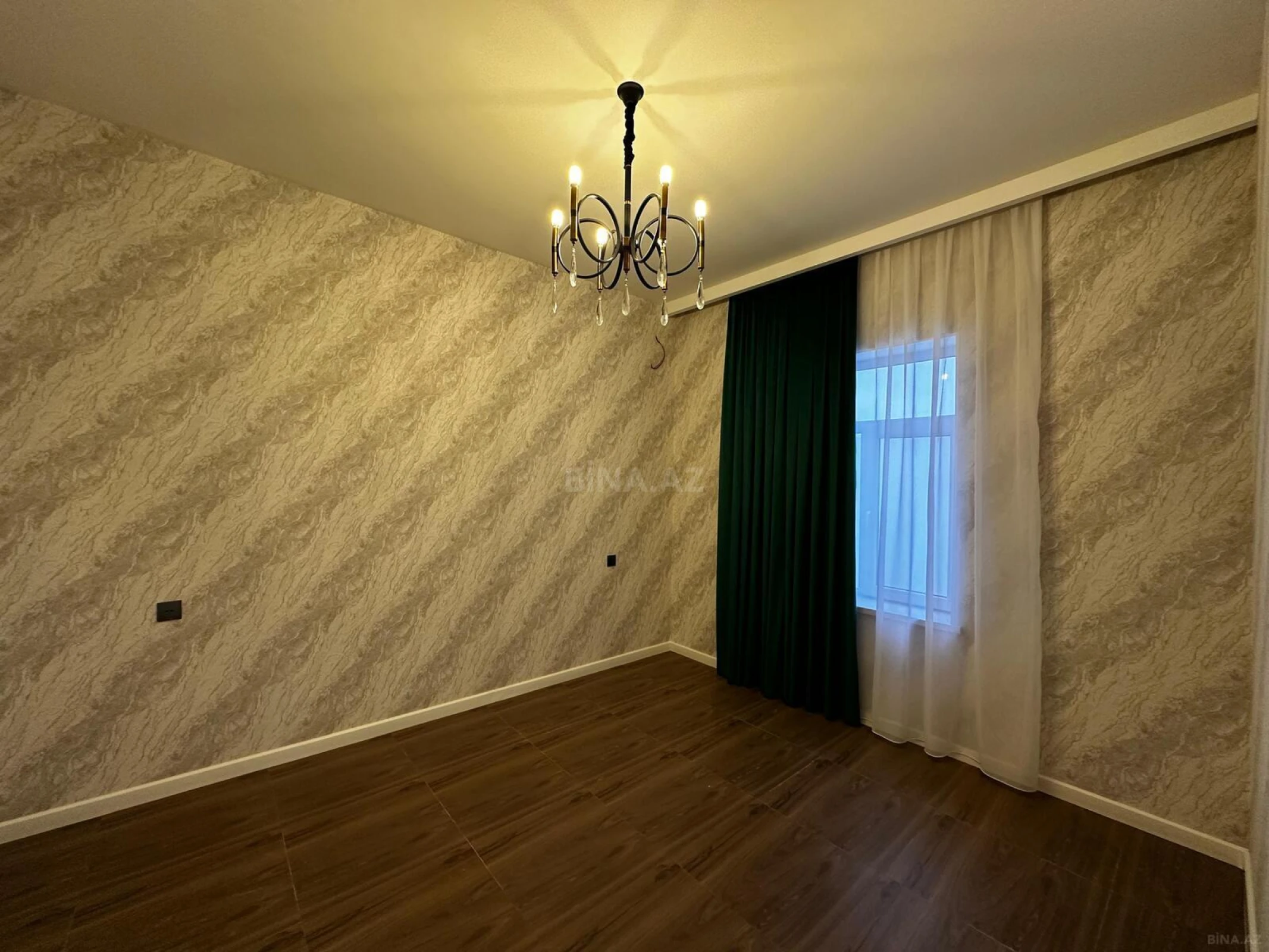 Satılır 4 otaqlı həyət evi 150 m²