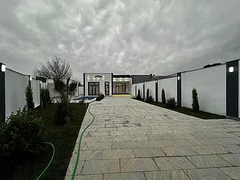 Satılır 4 otaqlı həyət evi 150 m²