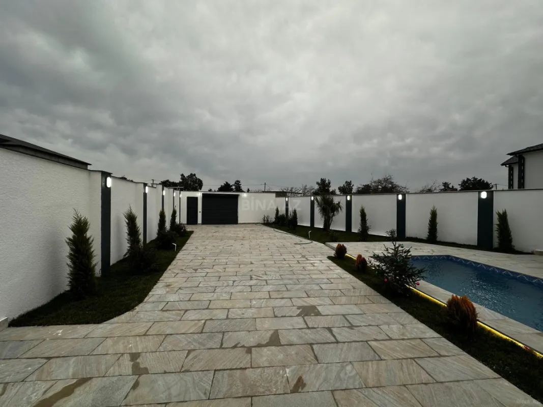 Satılır 4 otaqlı həyət evi 150 m²