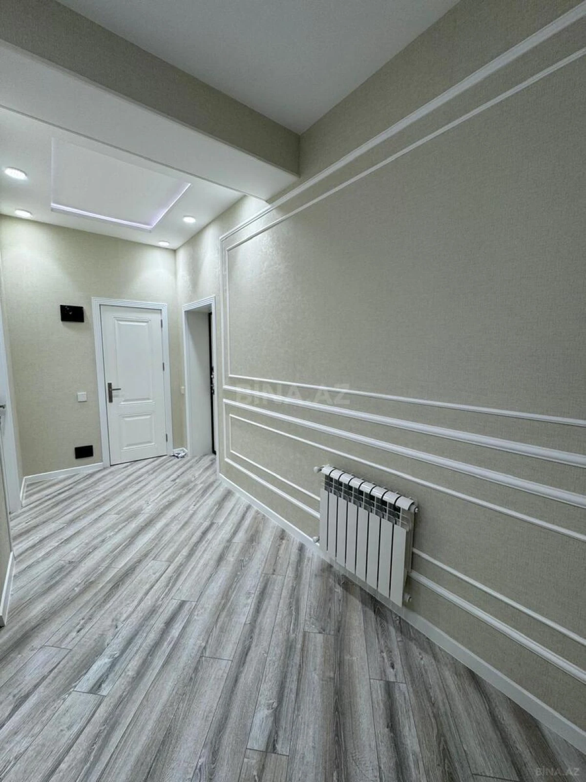 Satılır 2 otaqlı mənzil 70 m²