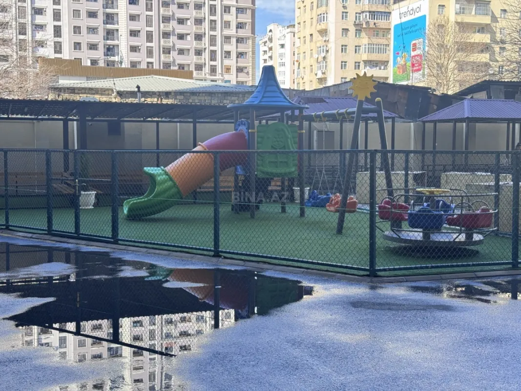 Satılır 2 otaqlı mənzil 70 m²