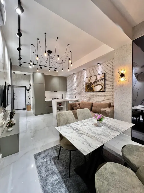 Satılır 2 otaqlı mənzil 54 m²