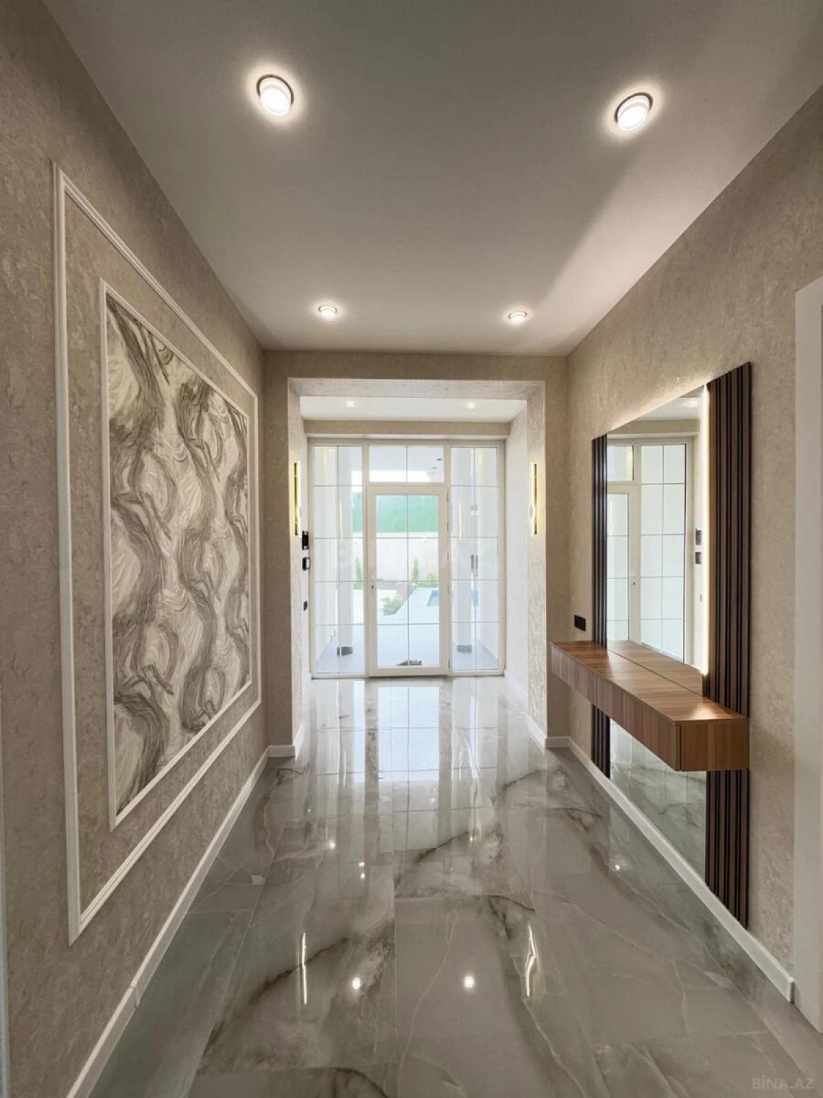 Satılır 6 otaqlı həyət evi 250 m²