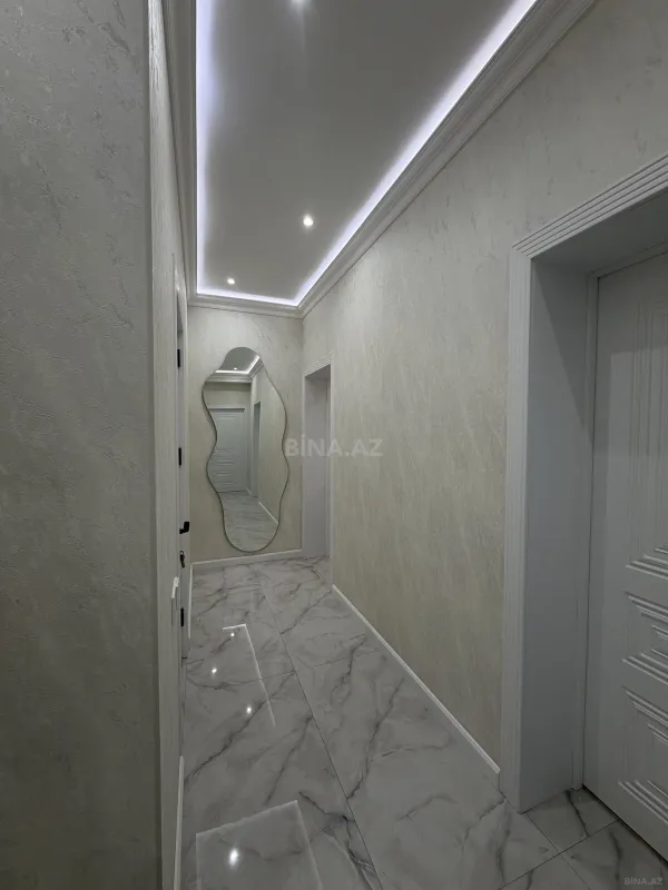 Satılır 3 otaqlı mənzil 98 m²
