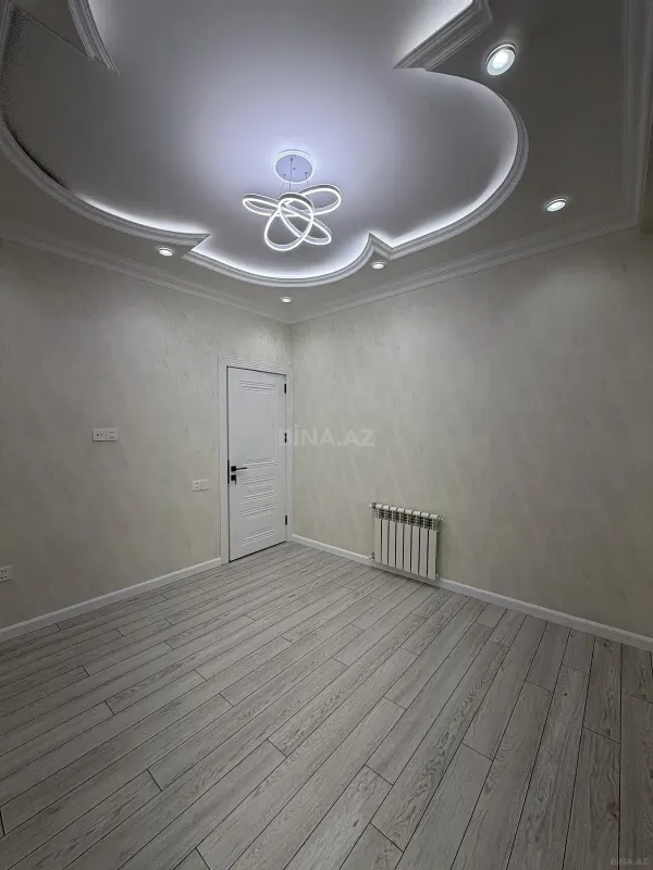 Satılır 3 otaqlı mənzil 98 m²