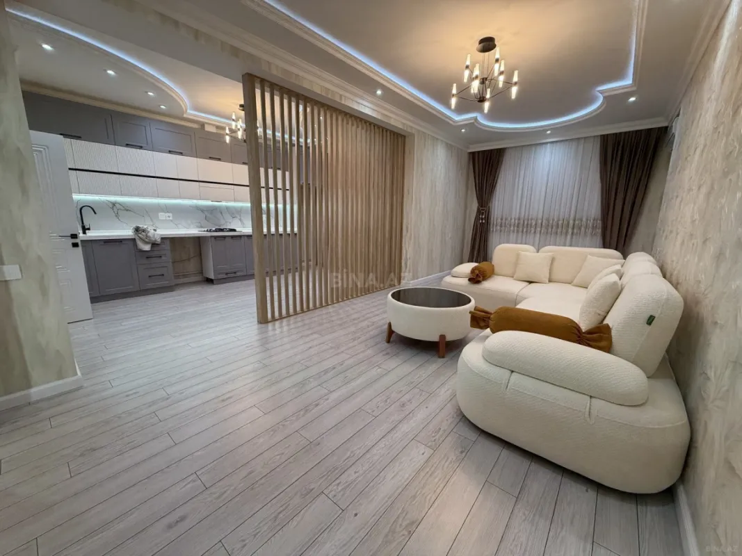 Satılır 3 otaqlı mənzil 98 m²