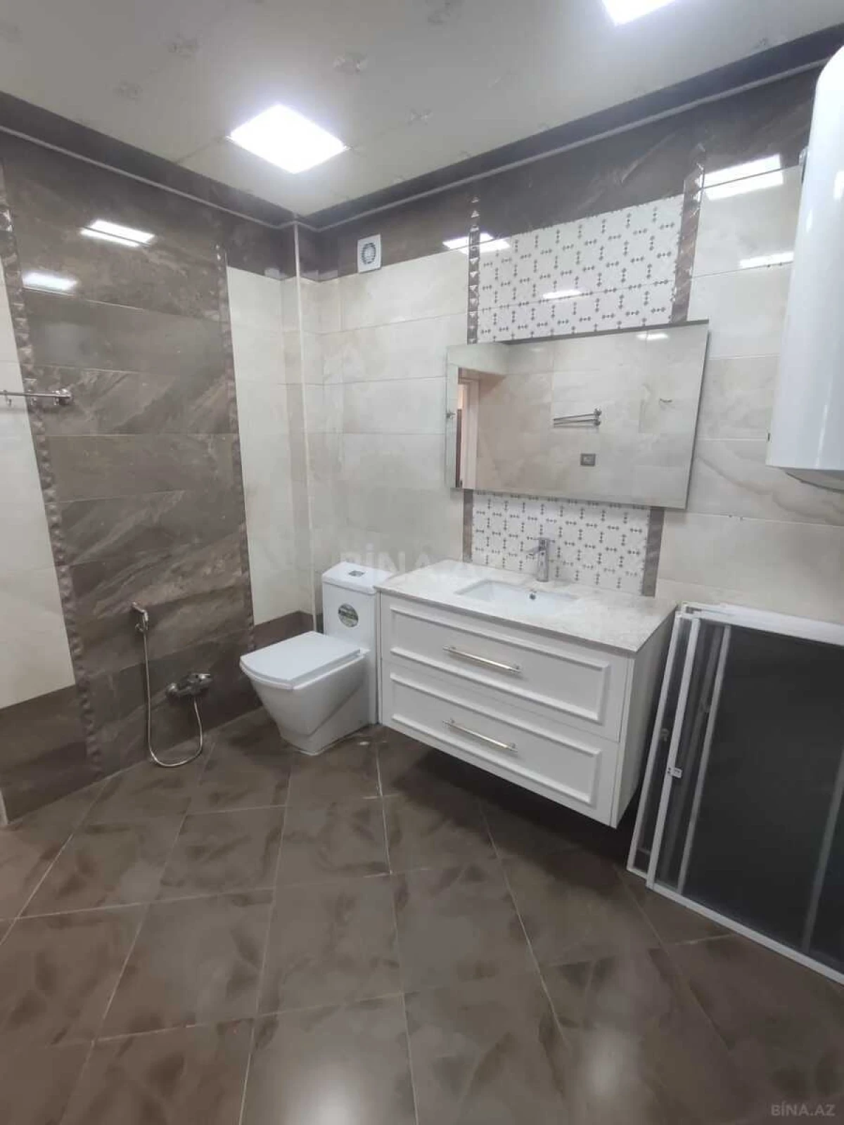 Satılır 3 otaqlı mənzil 90 m²