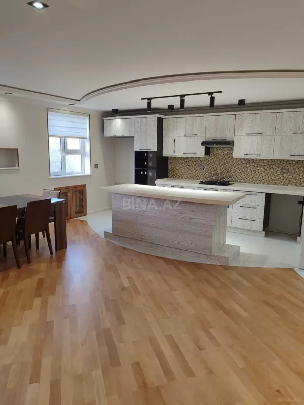 Satılır 3 otaqlı mənzil 90 m²