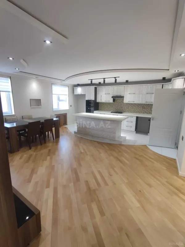 Satılır 3 otaqlı mənzil 90 m²