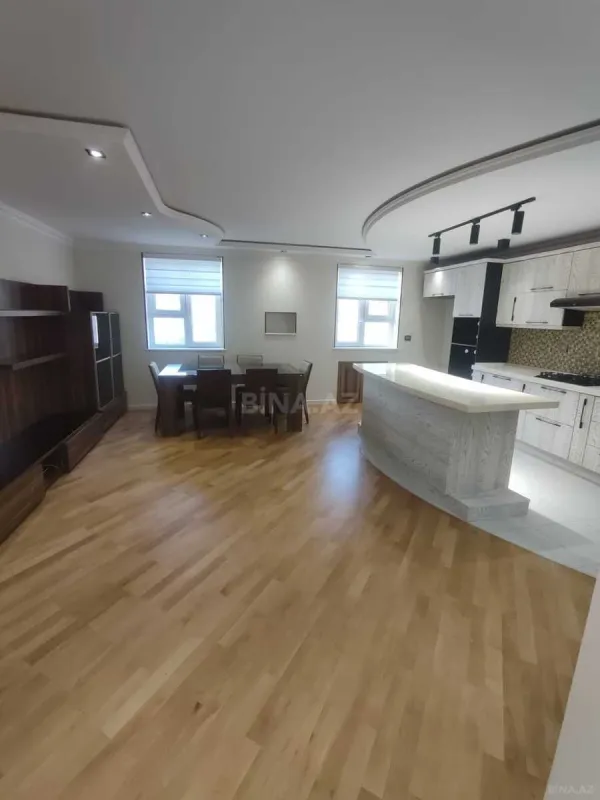 Satılır 3 otaqlı mənzil 90 m²