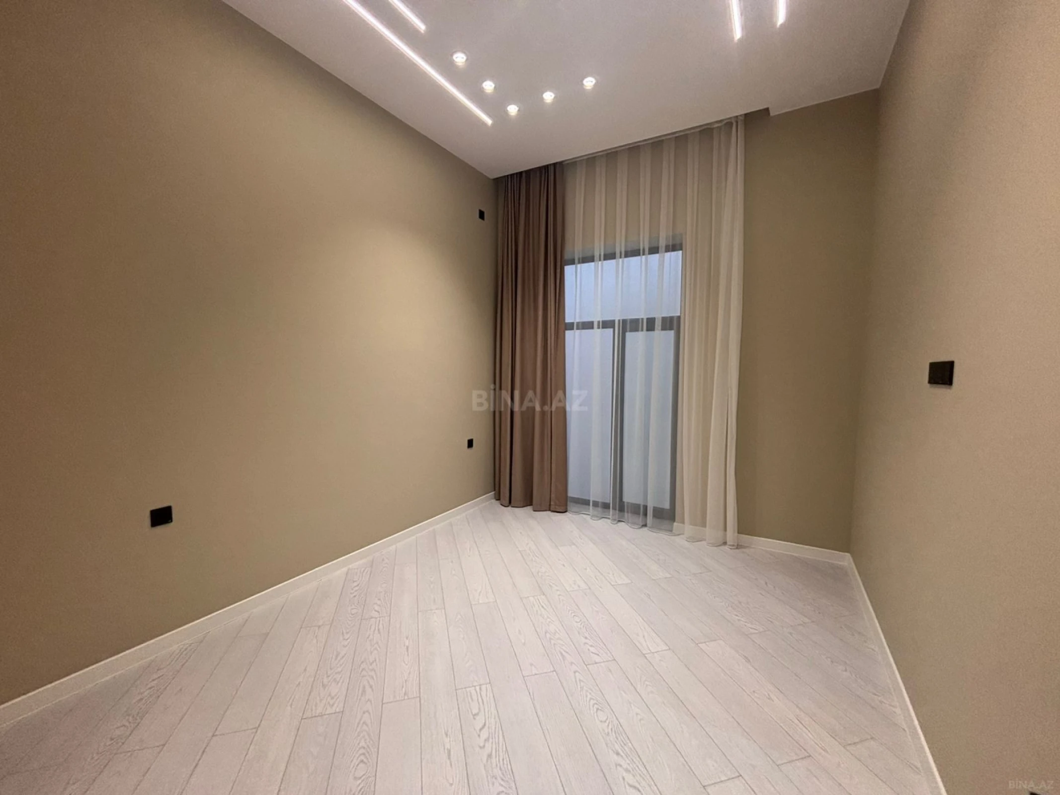 Satılır 4 otaqlı həyət evi 150 m²