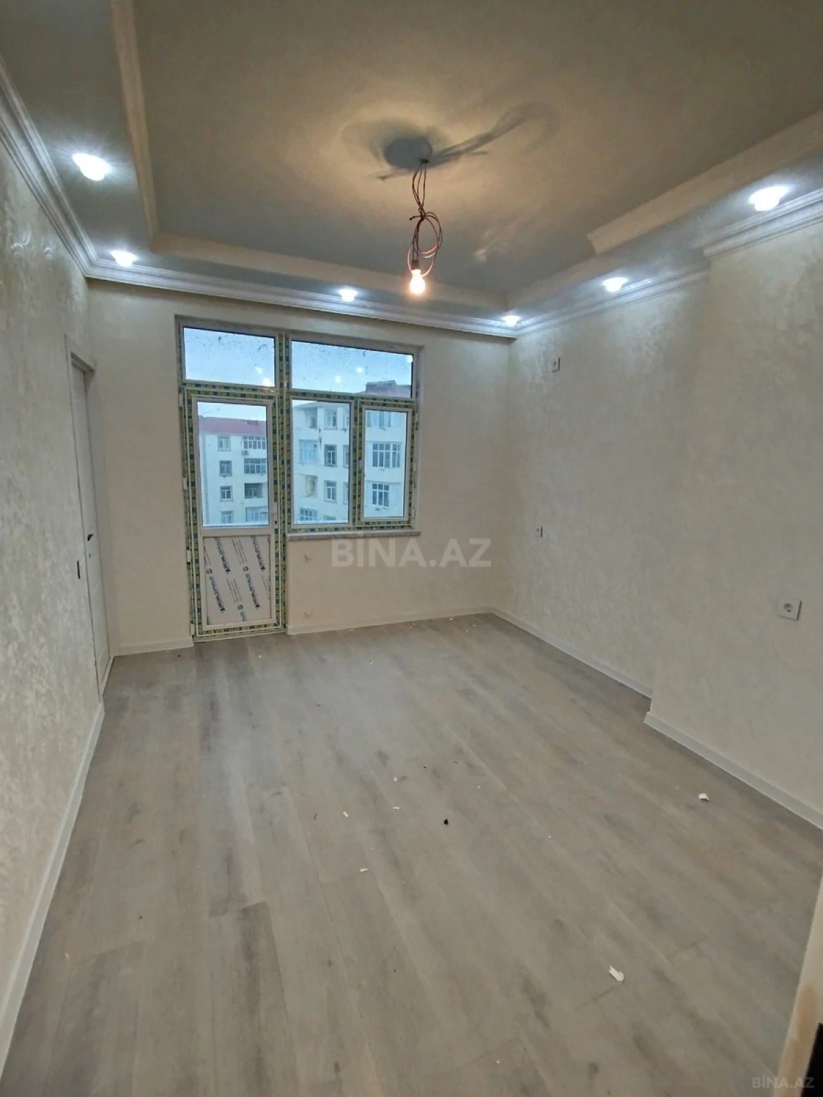Satılır 2 otaqlı mənzil 44 m²