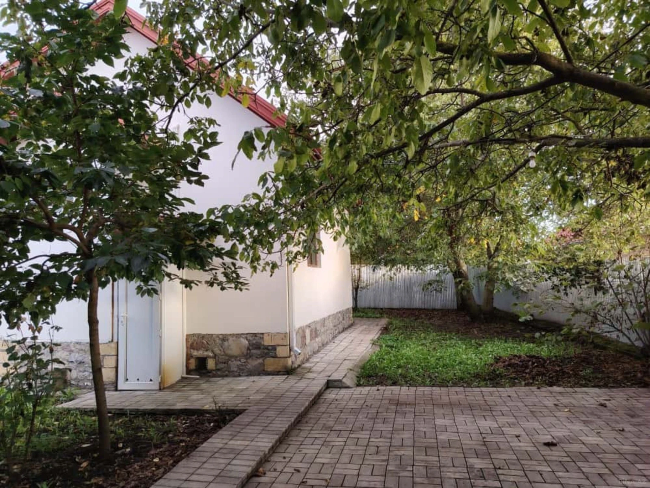 Kirayə verilir 4 otaqlı həyət evi 255 m²