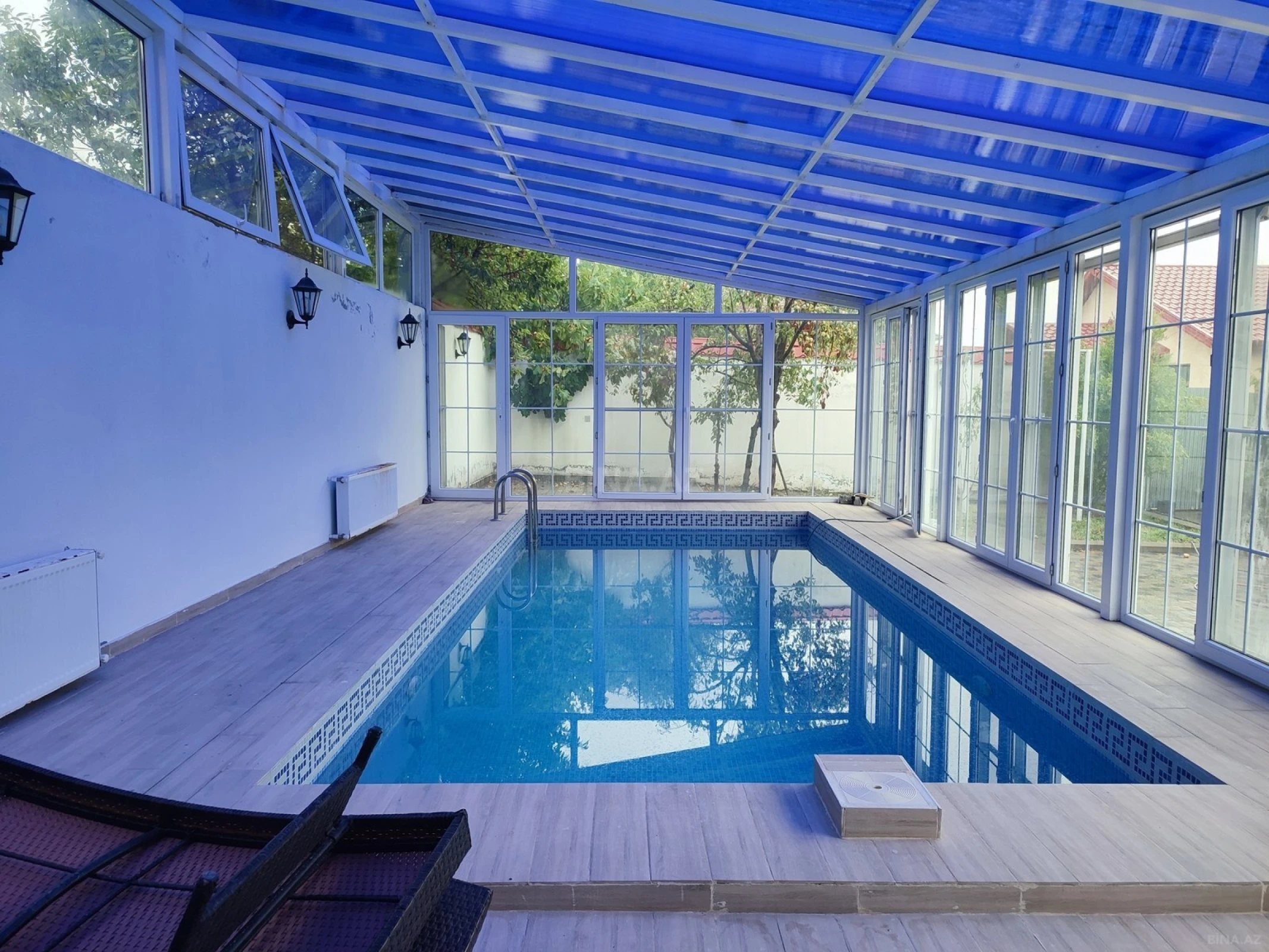 Kirayə verilir 4 otaqlı həyət evi 255 m²