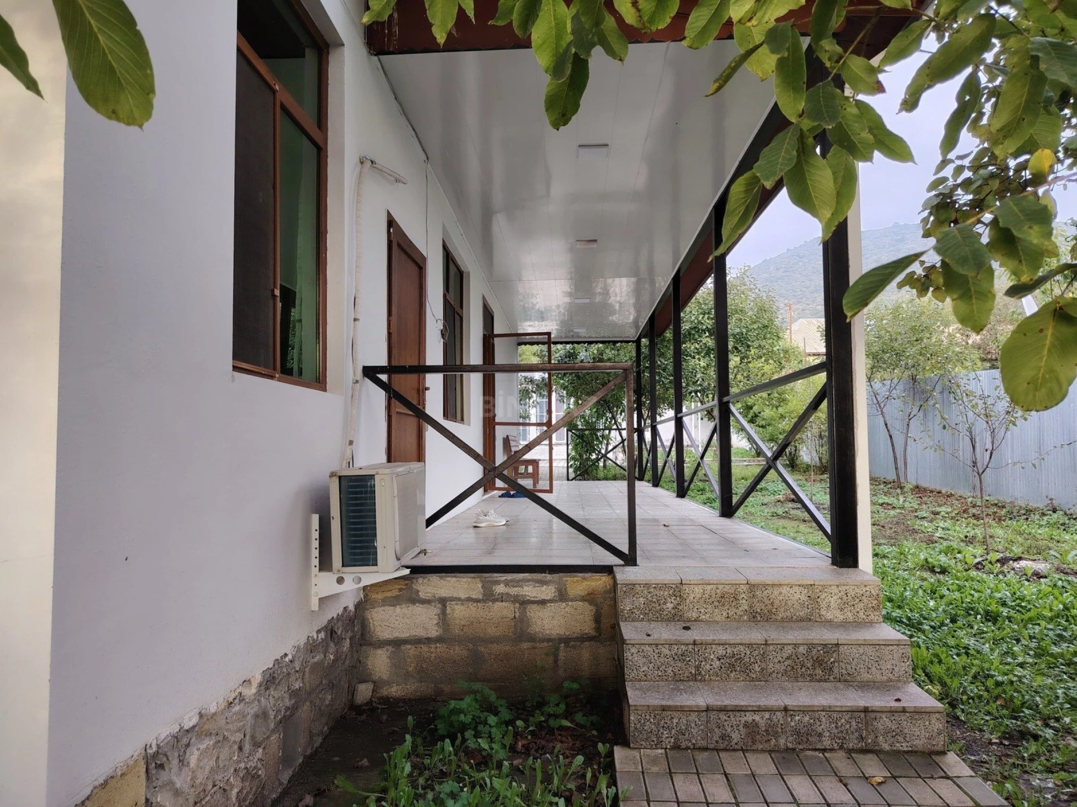 Kirayə verilir 4 otaqlı həyət evi 255 m²