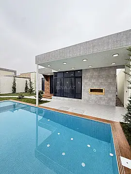 Satılır 4 otaqlı həyət evi 140 m²