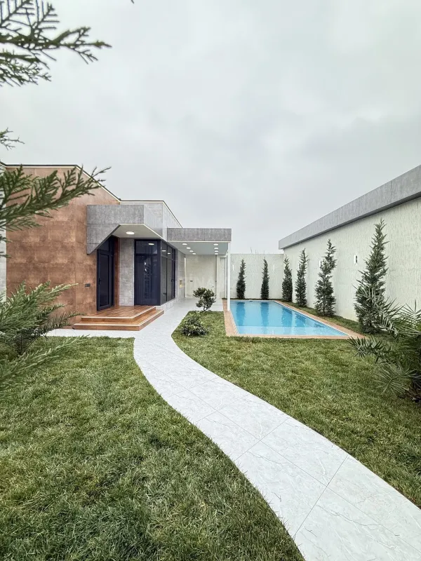 Satılır 4 otaqlı həyət evi 140 m²