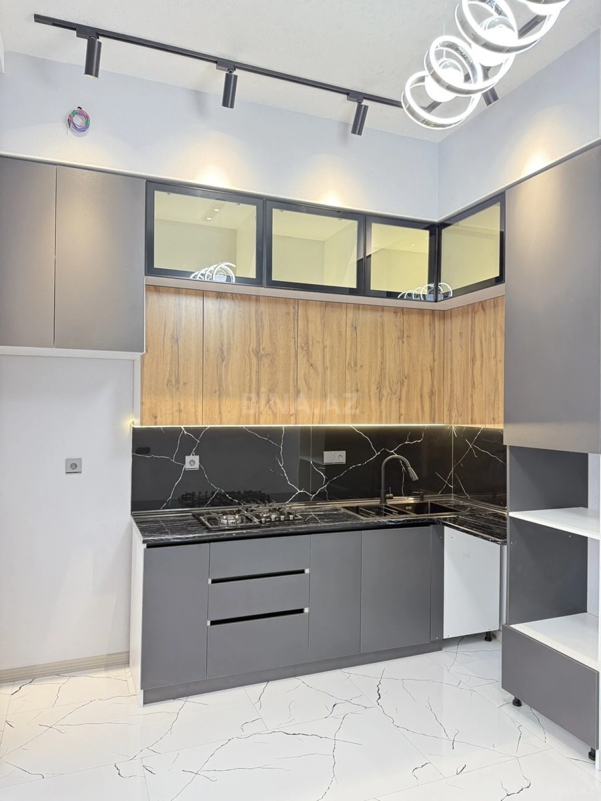 Satılır 4 otaqlı həyət evi 140 m²