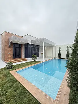 Satılır 4 otaqlı həyət evi 140 m²