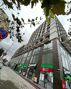 Satılır 1 otaqlı mənzil 80 m²